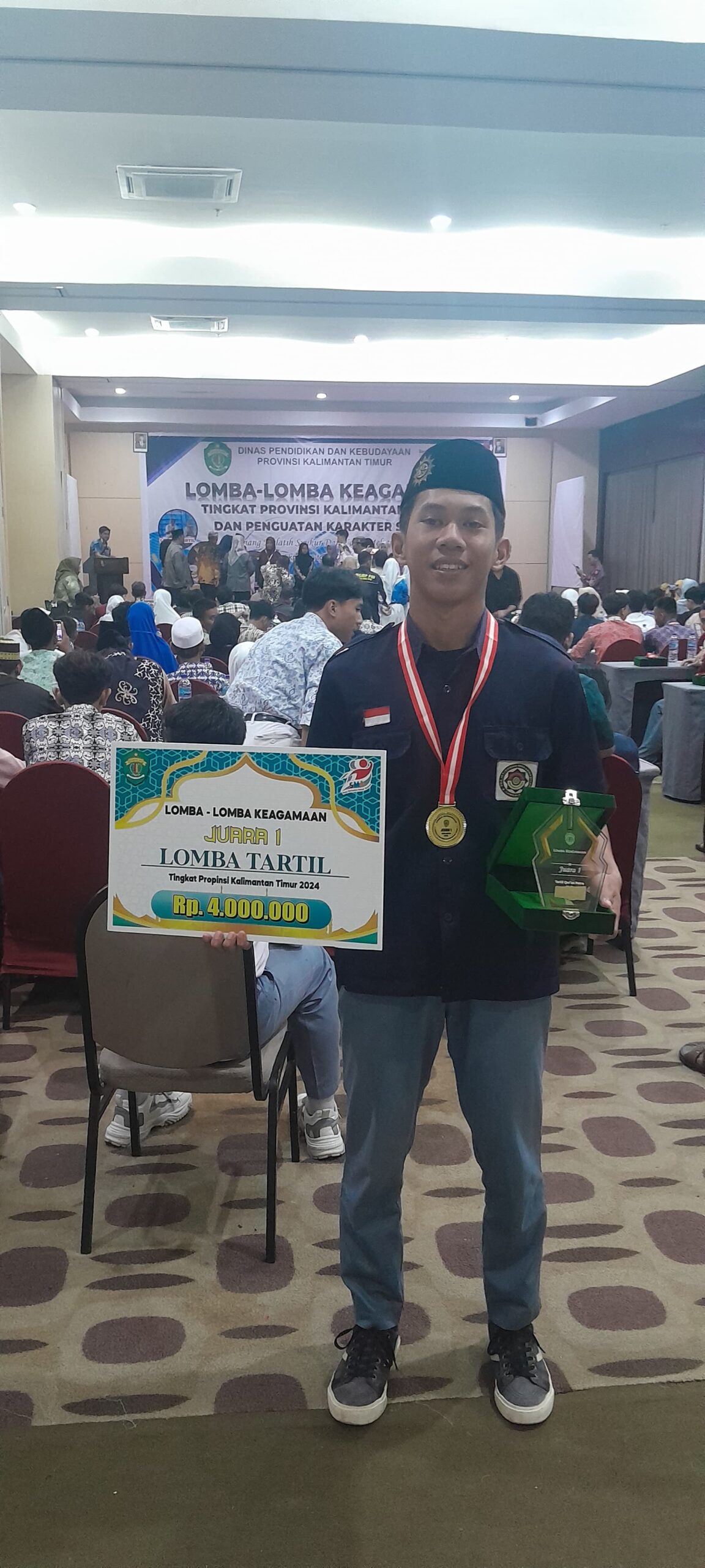Muzammil Santri SMAIM Juara 1 Lomba Tartil Tingkat Provinsi KALTIM