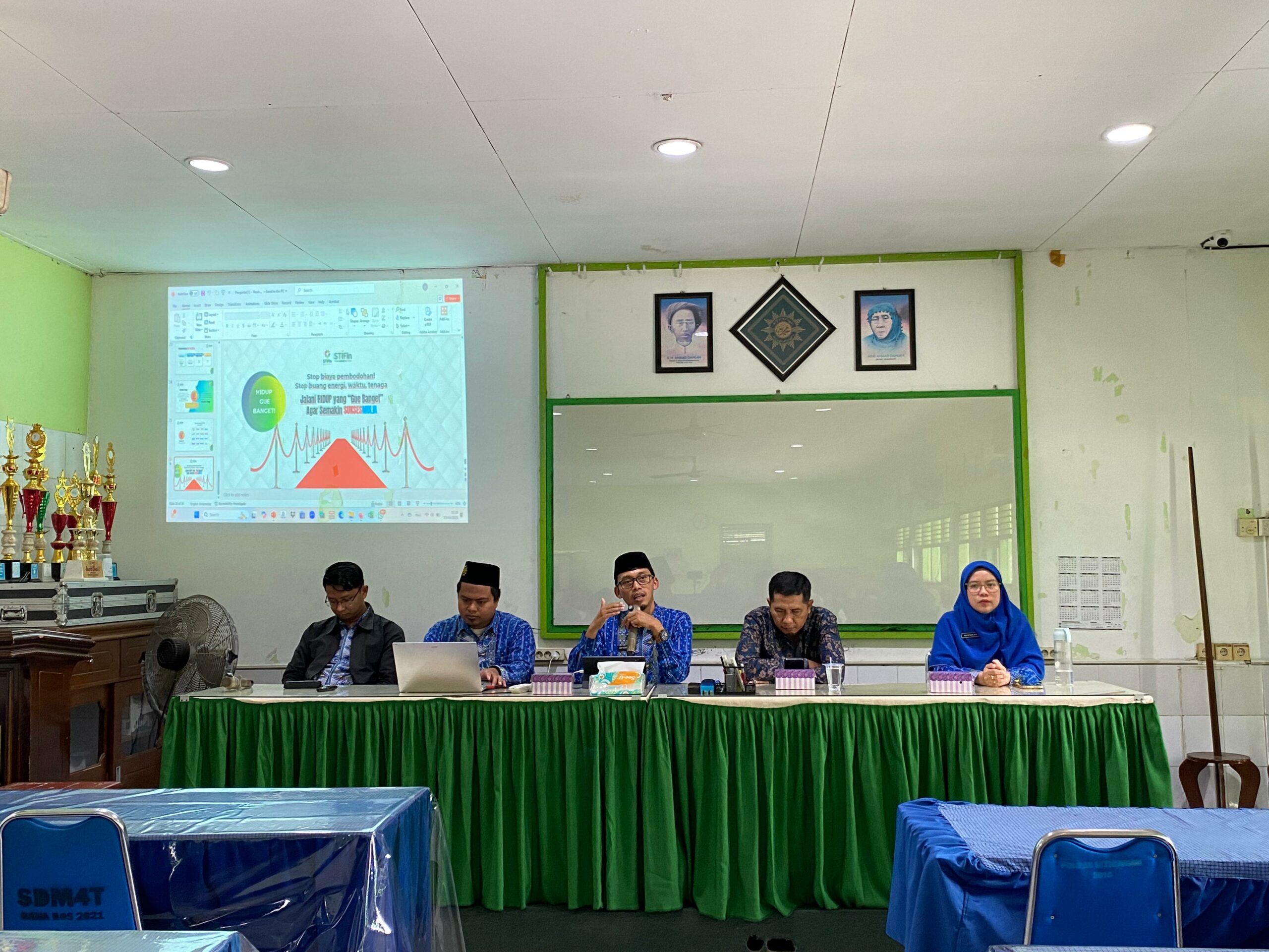 Menyatukan Visi Masa Depan: Pertemuan Orang Tua/Wali Santri Kelas XII SMA Istiqamah Muhammadiyah Samarinda