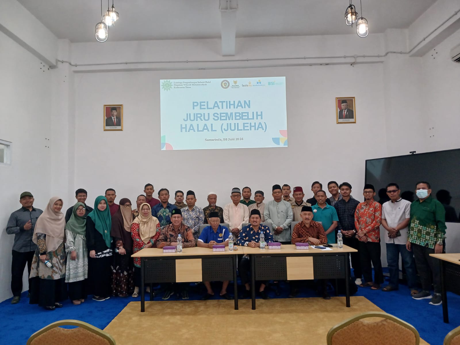 Guru SMA Istiqamah Boarding School Mengikuti Pelatihan Juru Sembelih Halal (JULEHA)