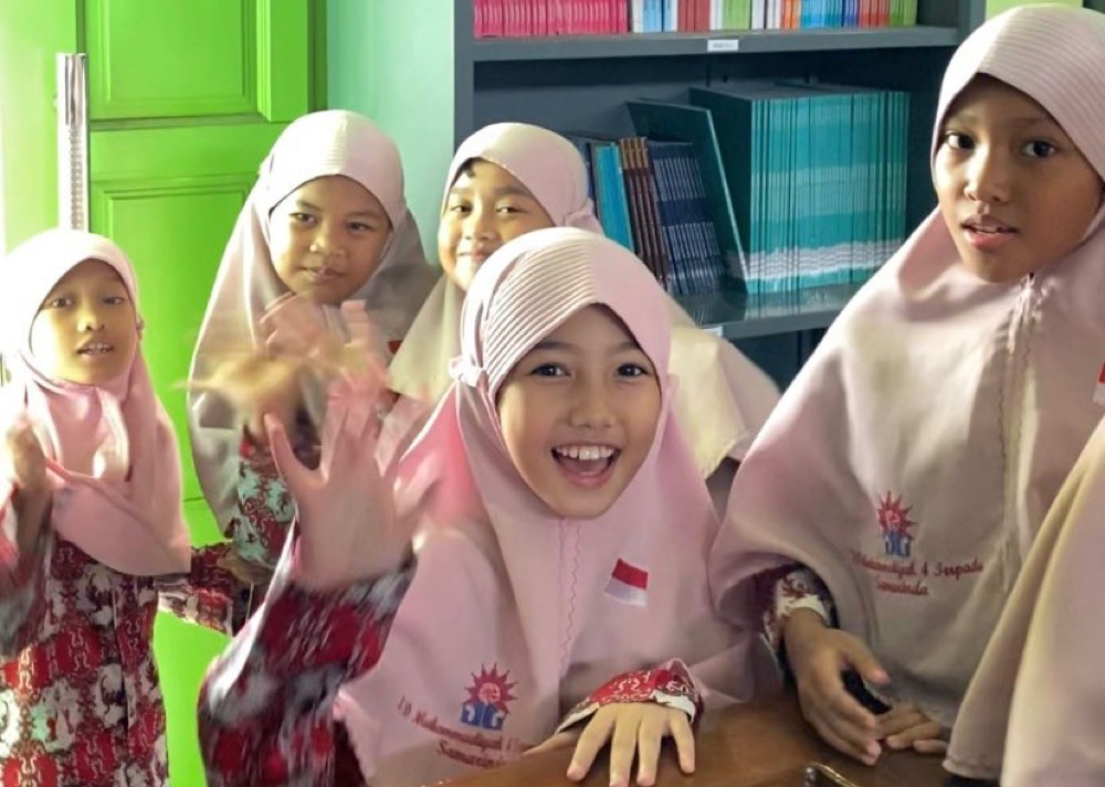 Siswa Kelas 3 Sd Muhammadiyah 4 Terpadu Samarinda Ramaikan Perpustakaan Sekolah Dalam Kunjungan Rutin